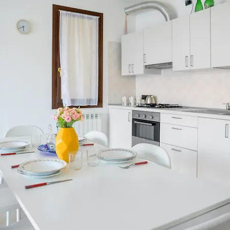 Belvedere By Design ベッラーノ